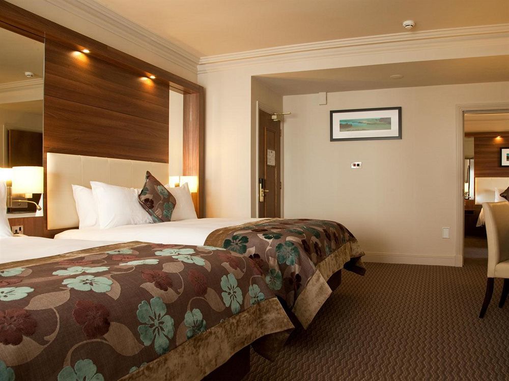 The Clarence Hotel Dublin Exterior photo