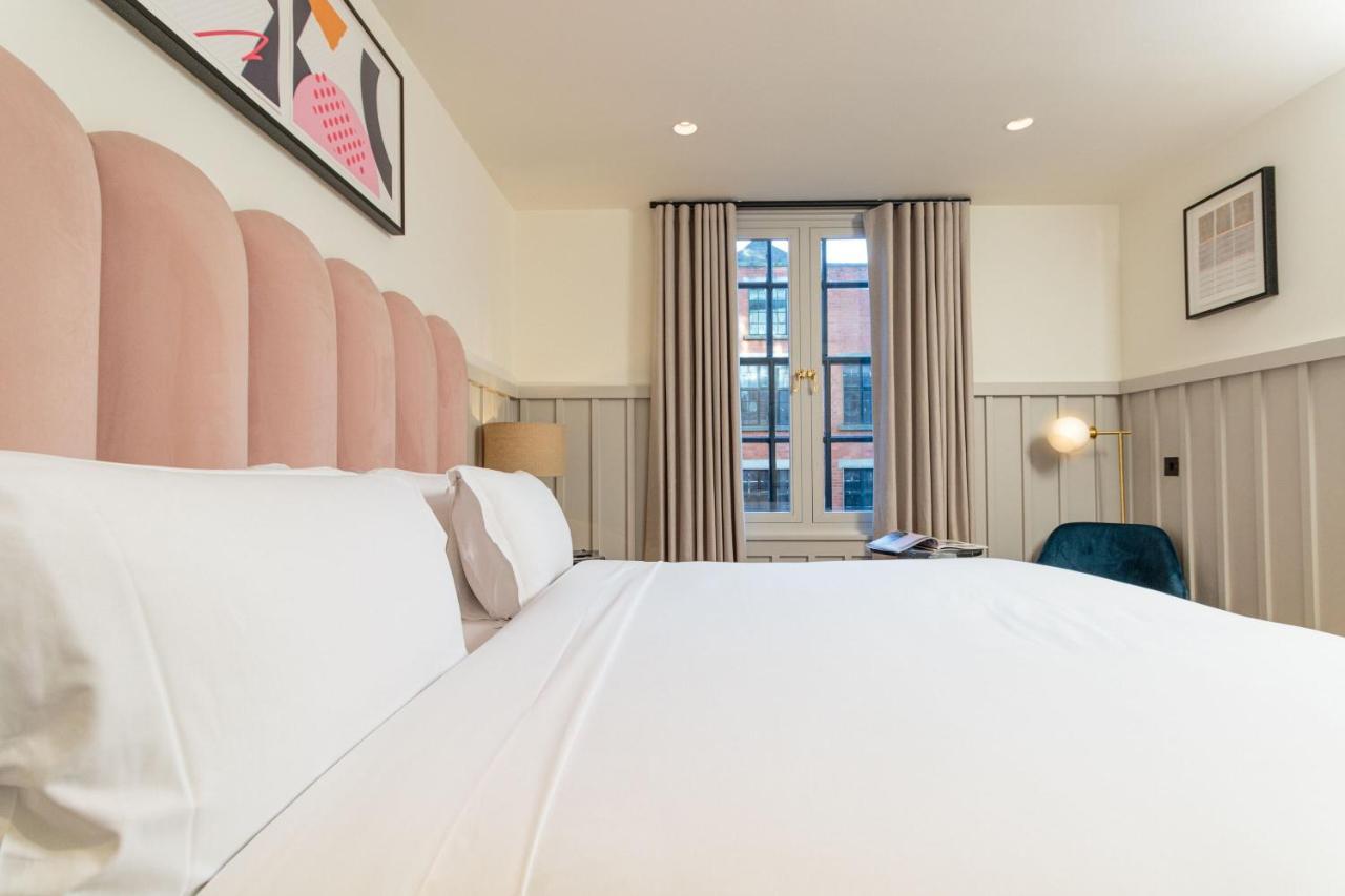 The Clarence Hotel Dublin Exterior photo